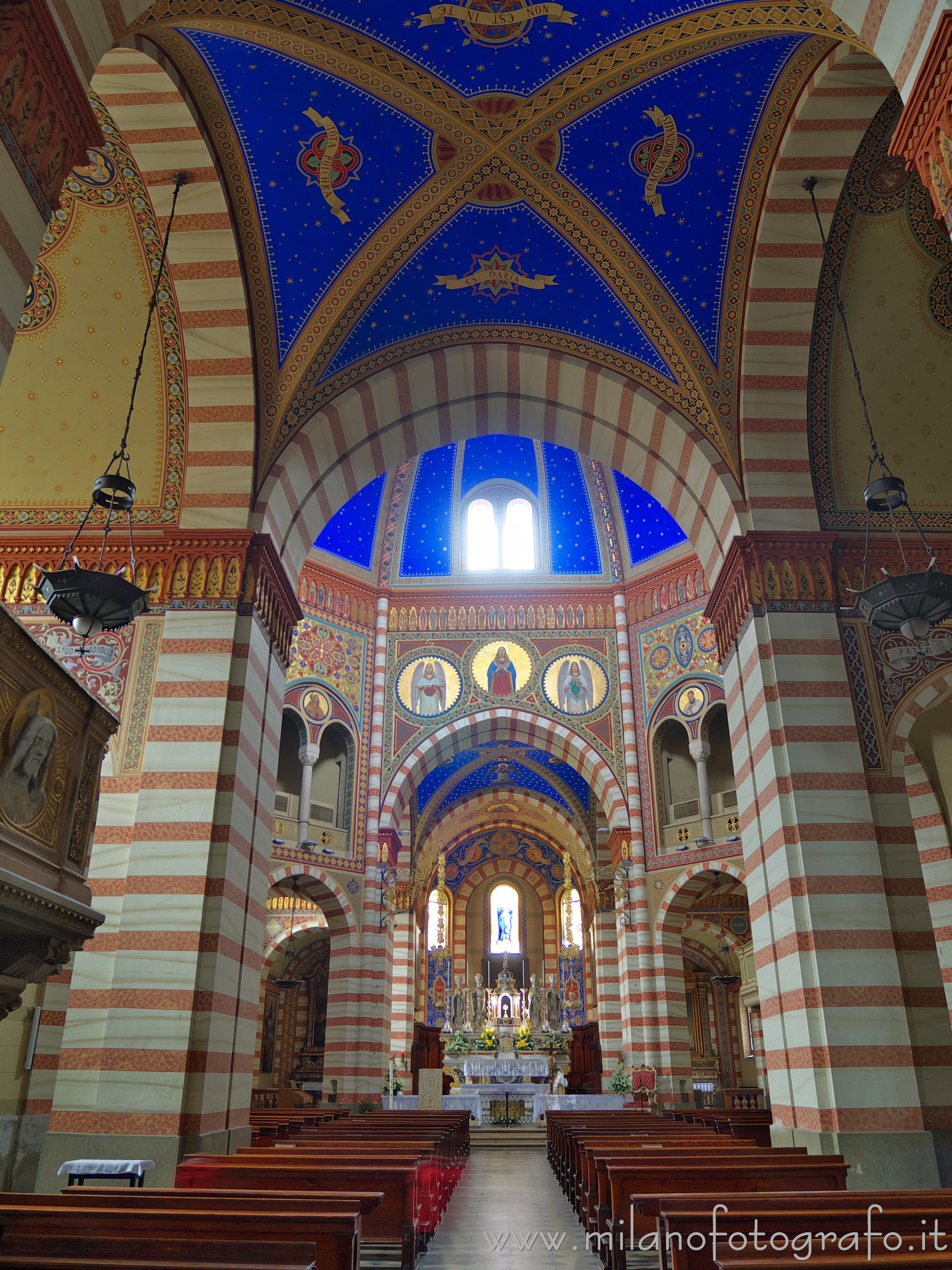 Soncino (Cremona, Italy) - Interior of the Church of Santa Maria Assunta